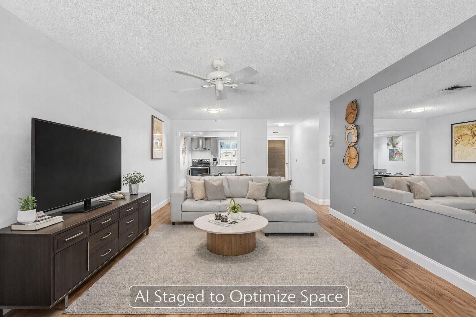 CRESTHAVEN VILLAS CONDO 33 - Residential