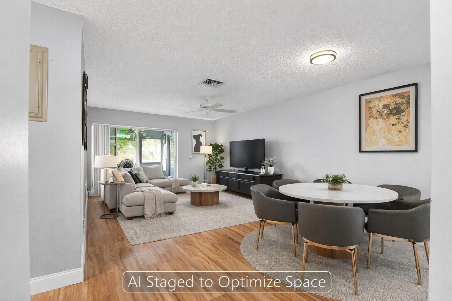 CRESTHAVEN VILLAS CONDO 33 - Residential