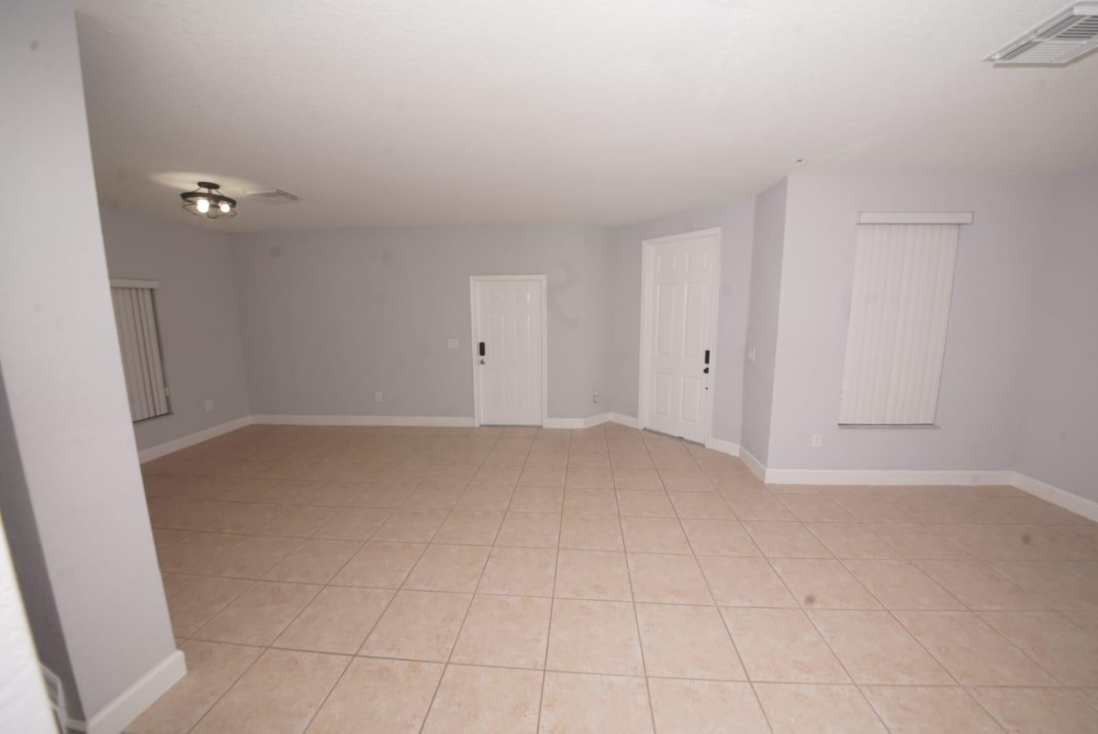 VICTORIA WOODS 3B - Residential Lease