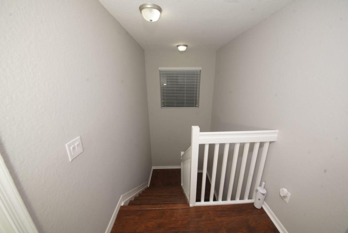 VICTORIA WOODS 3B - Residential Lease