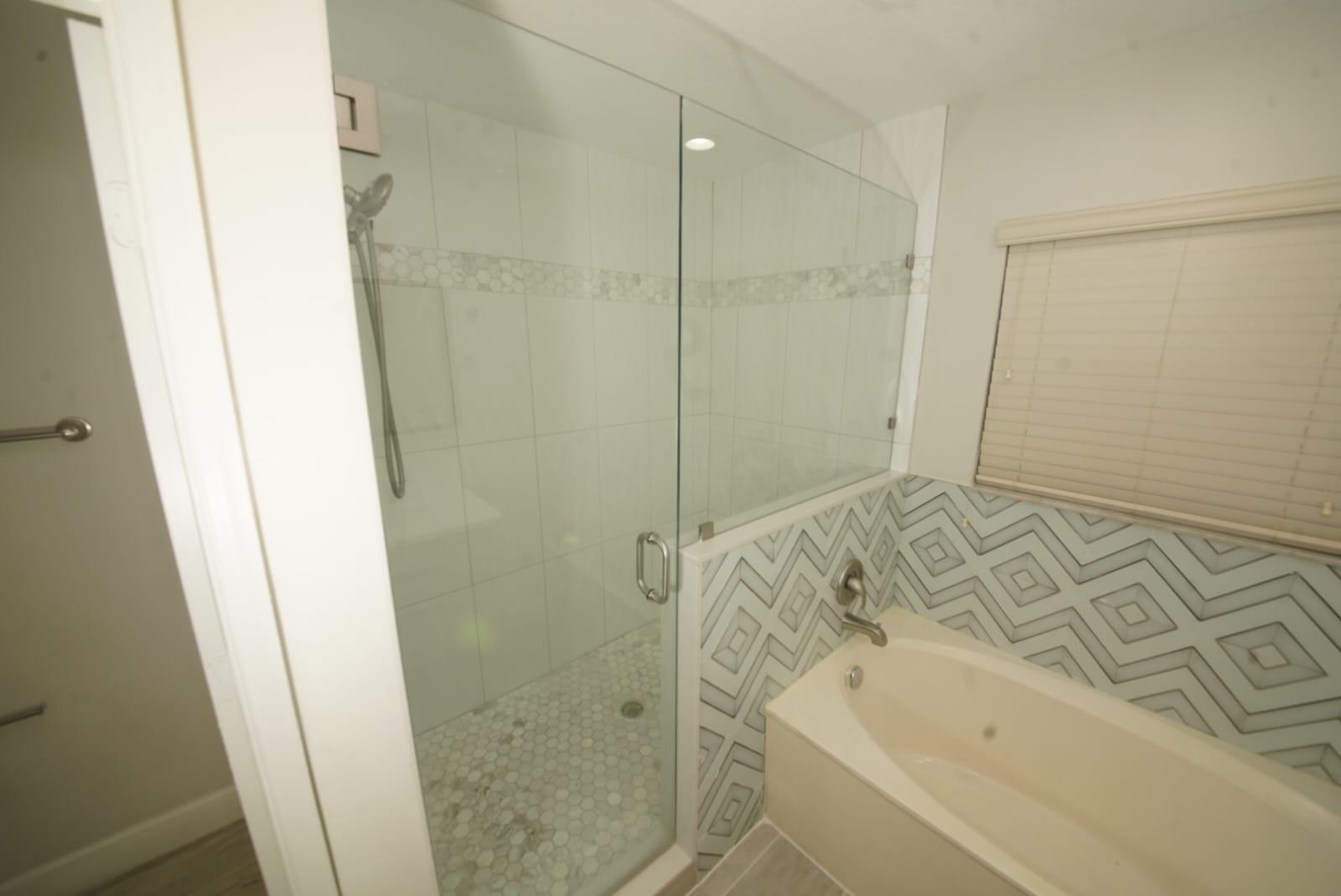 VICTORIA WOODS 3B - Residential Lease