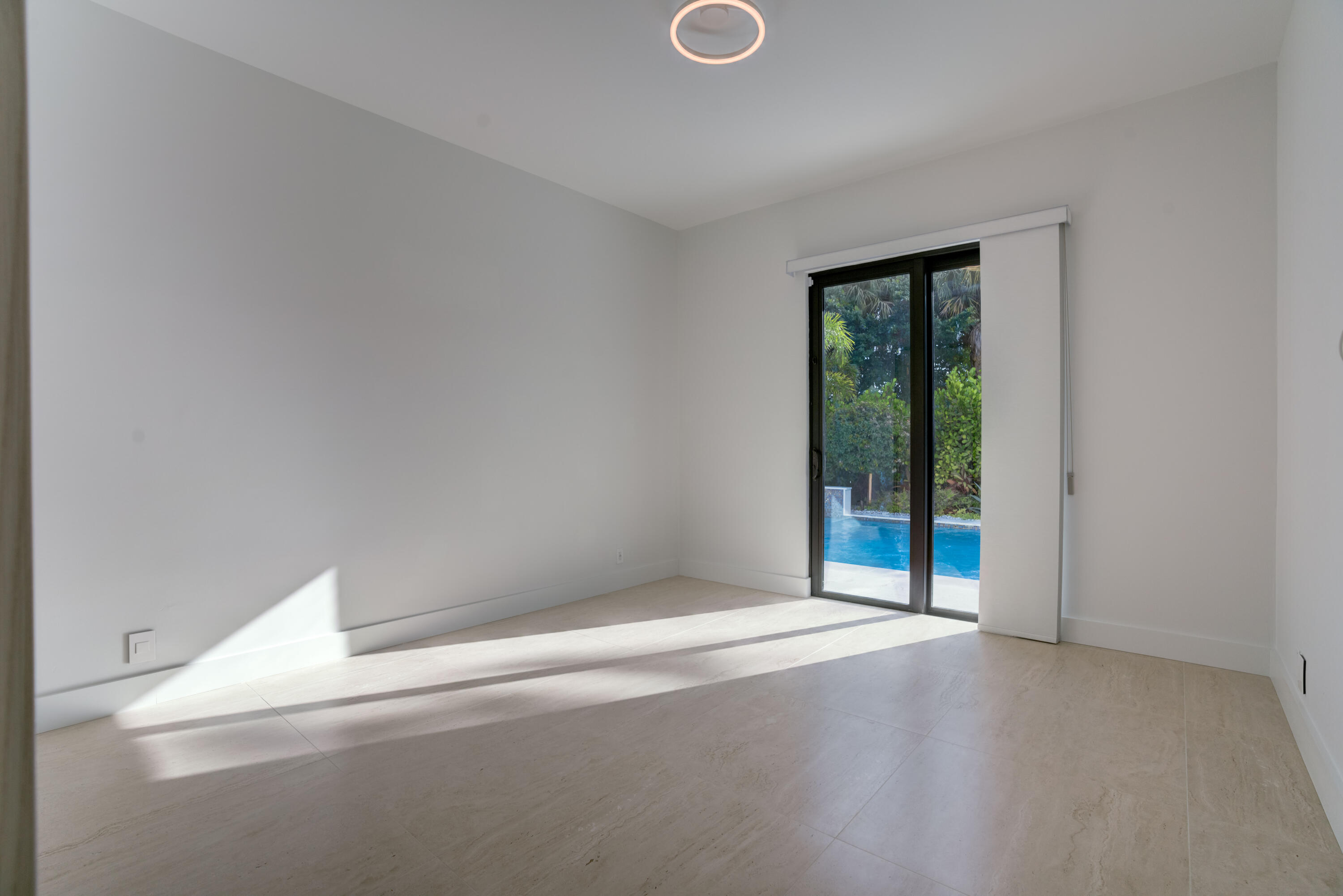 WATERWAY MANOR - Residential