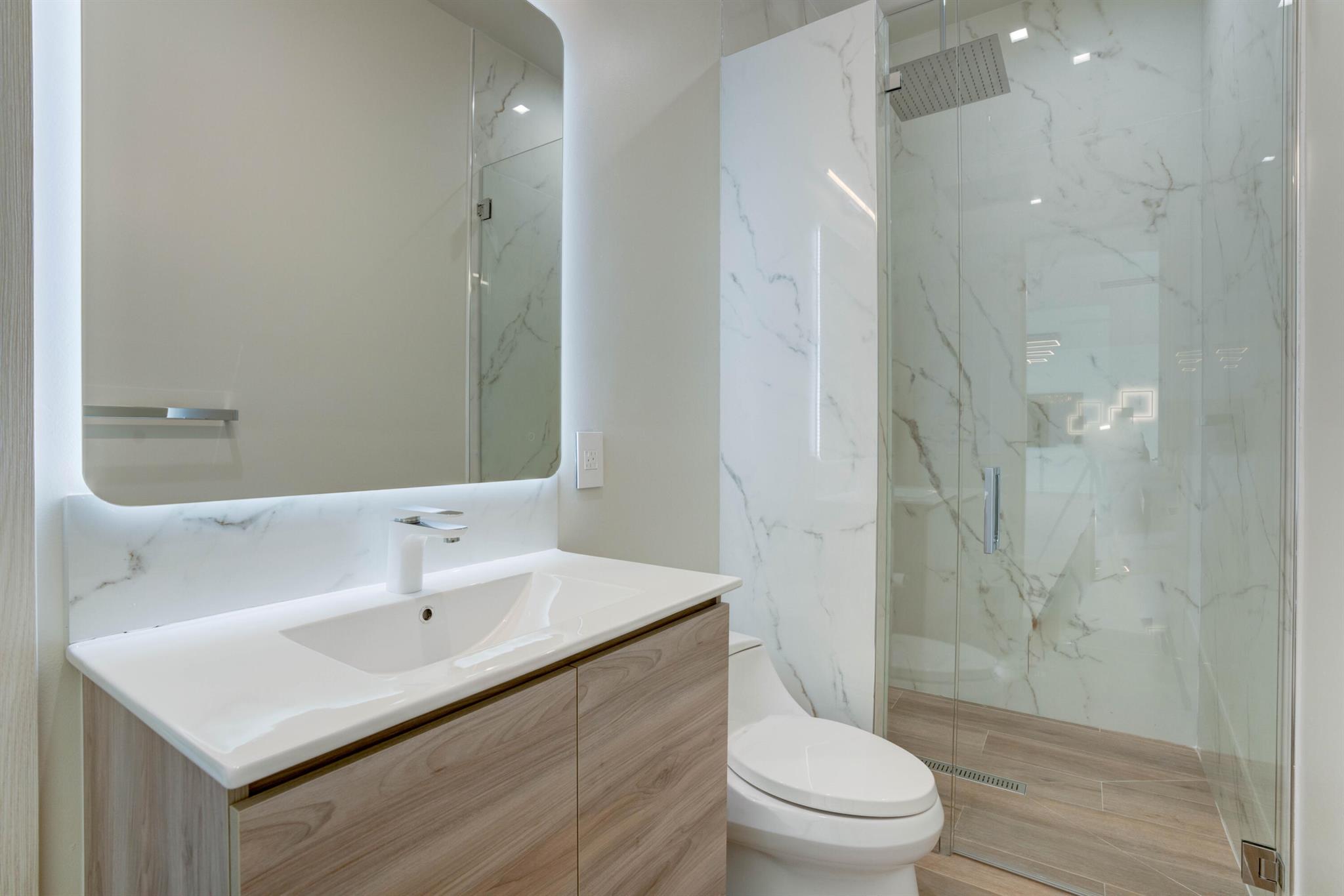 WATERWAY MANOR - Residential