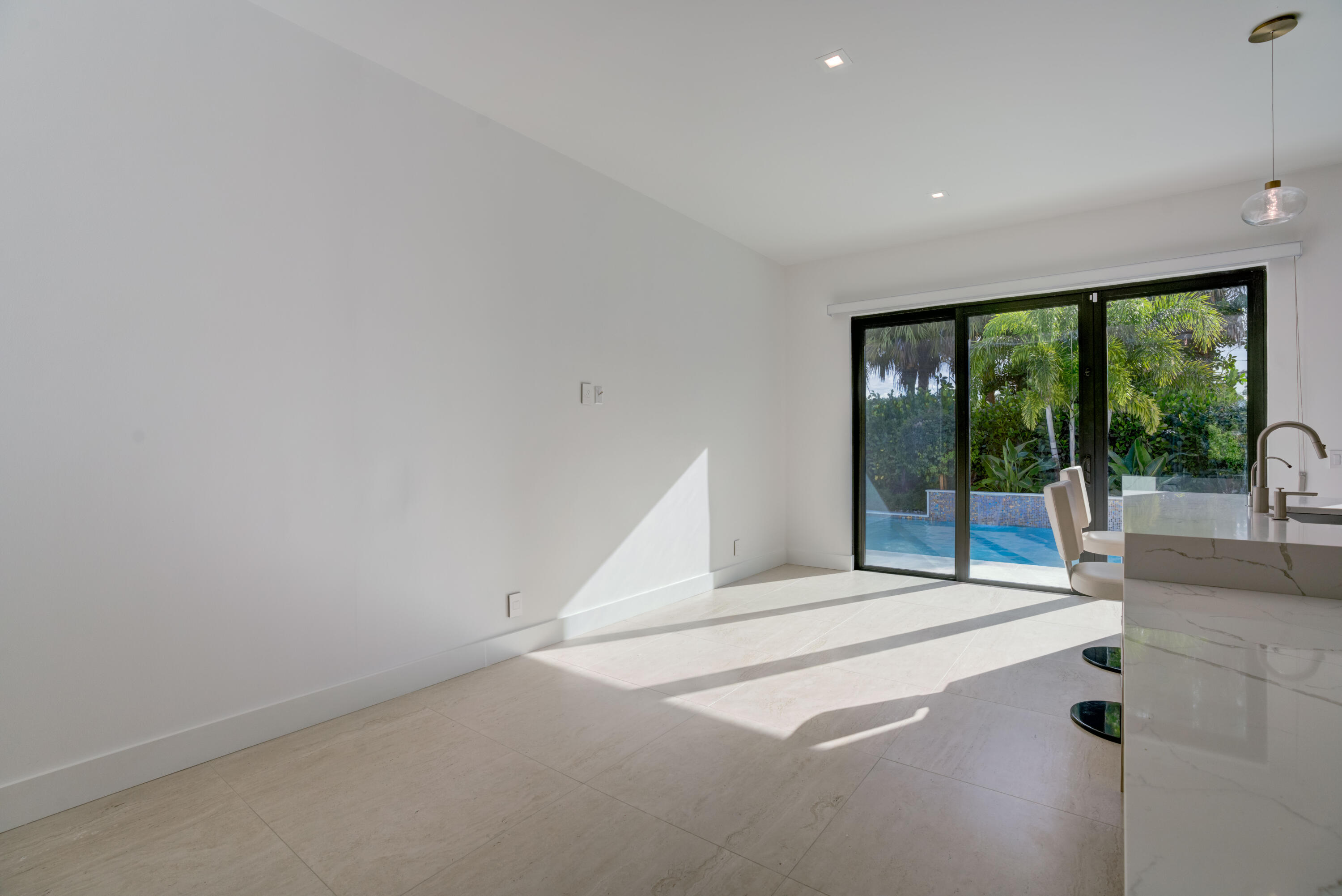 WATERWAY MANOR - Residential