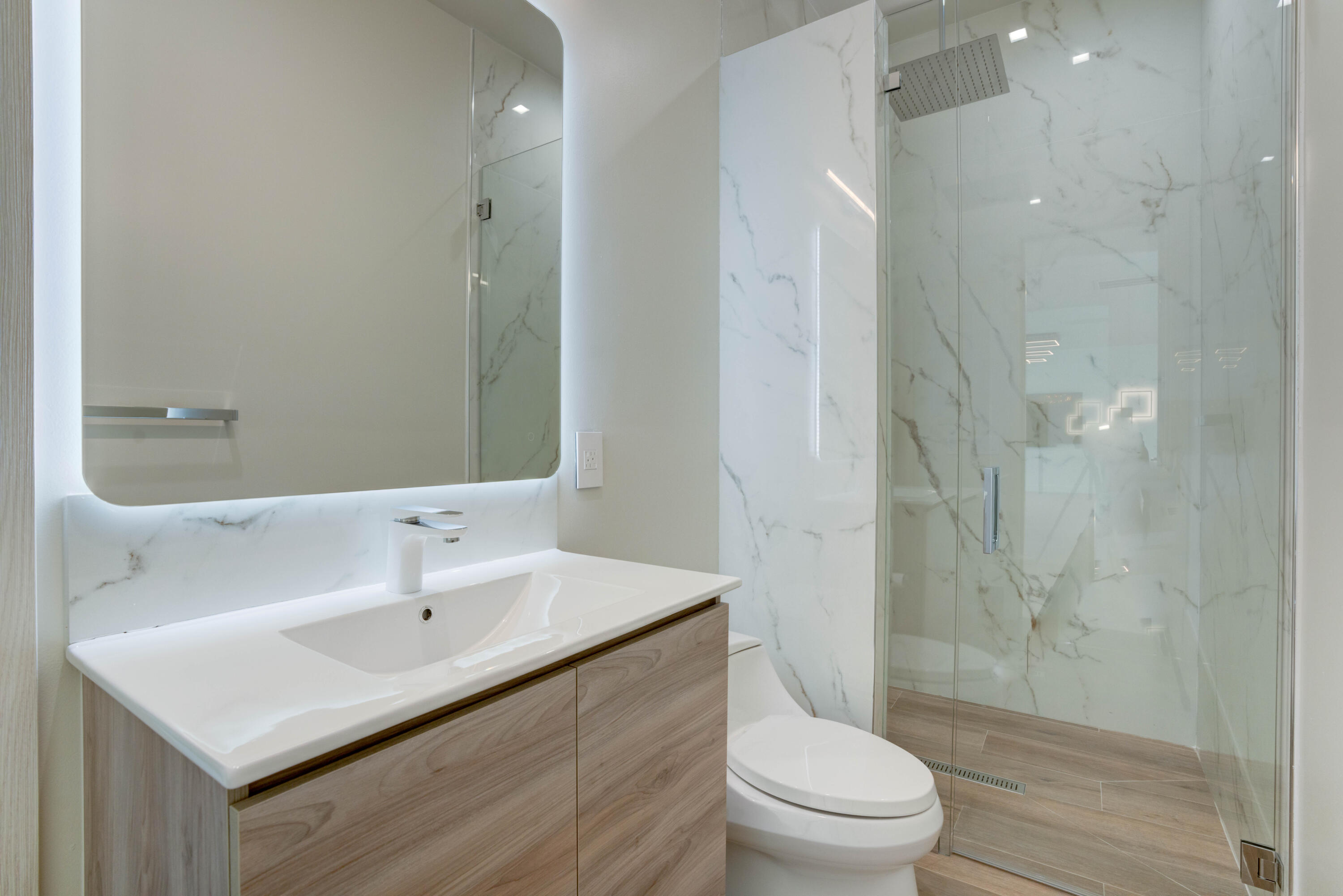 WATERWAY MANOR - Residential