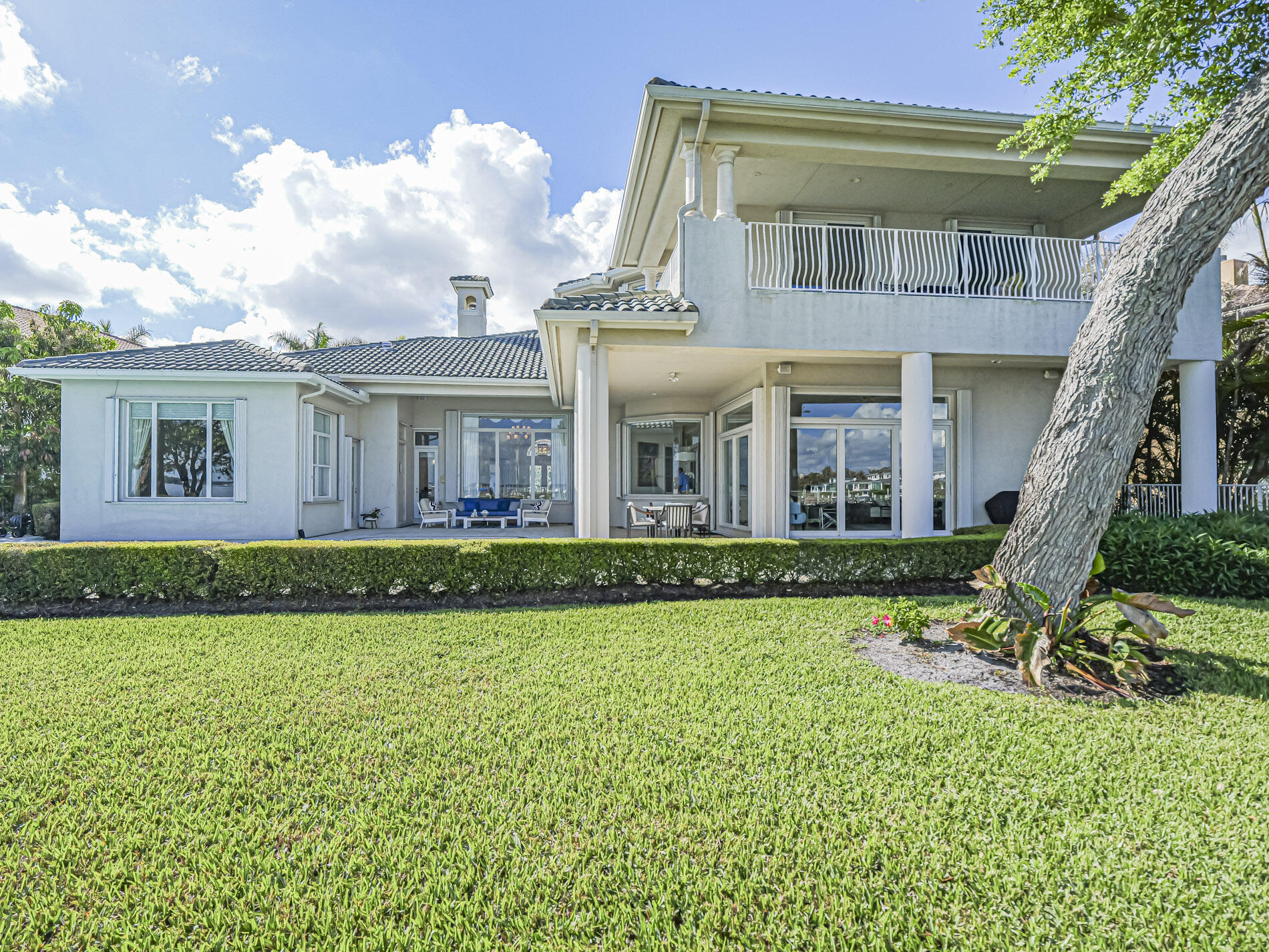 PALM COVE GOLF & YACHT CLUB - Residential