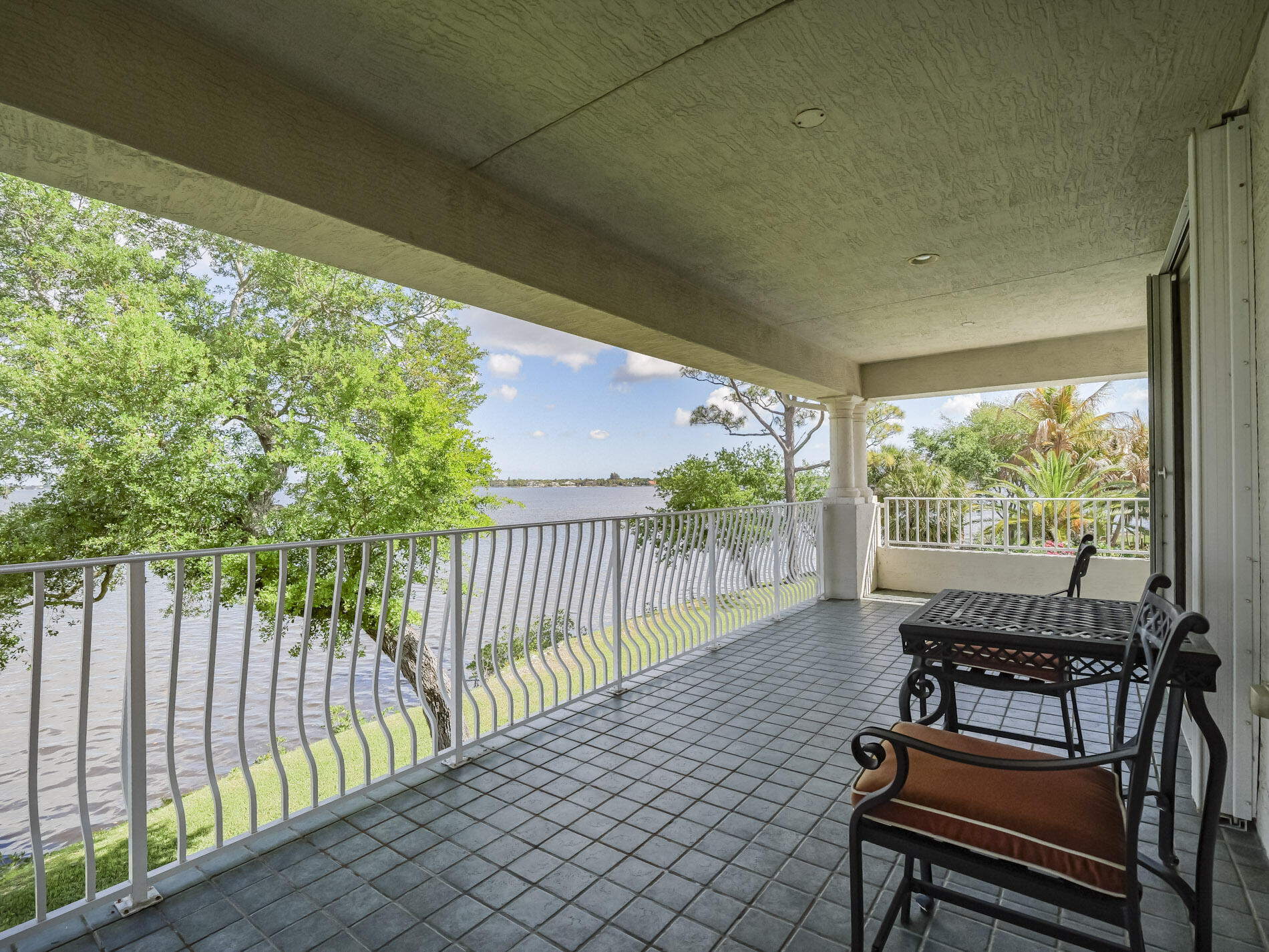 PALM COVE GOLF & YACHT CLUB - Residential