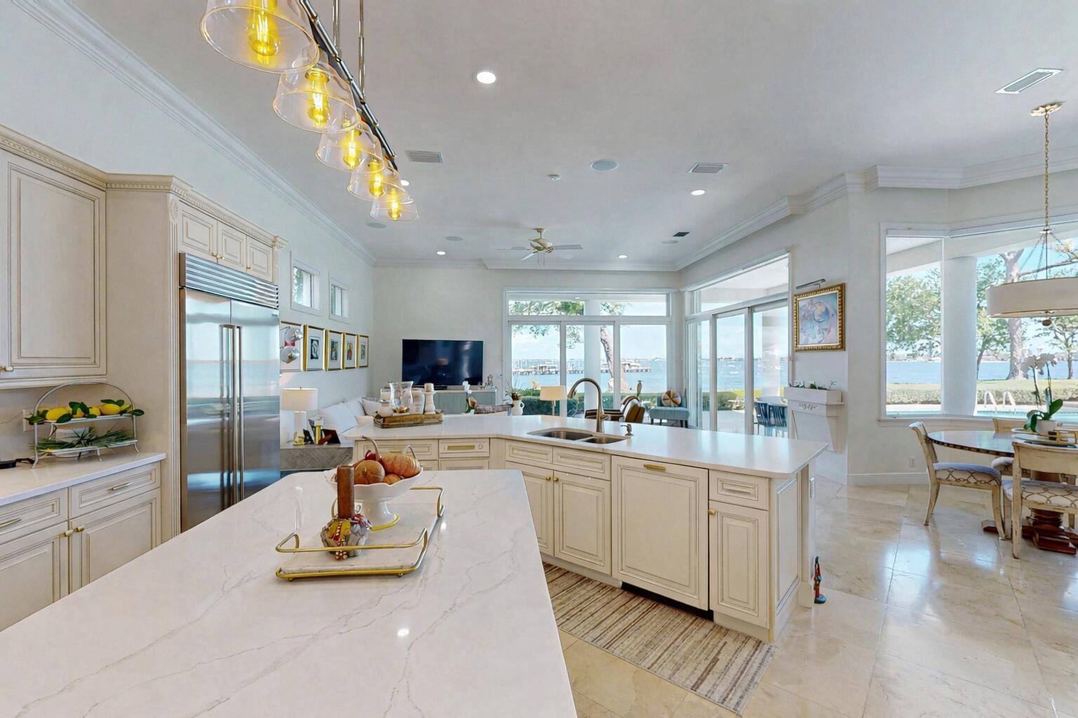 PALM COVE GOLF & YACHT CLUB - Residential