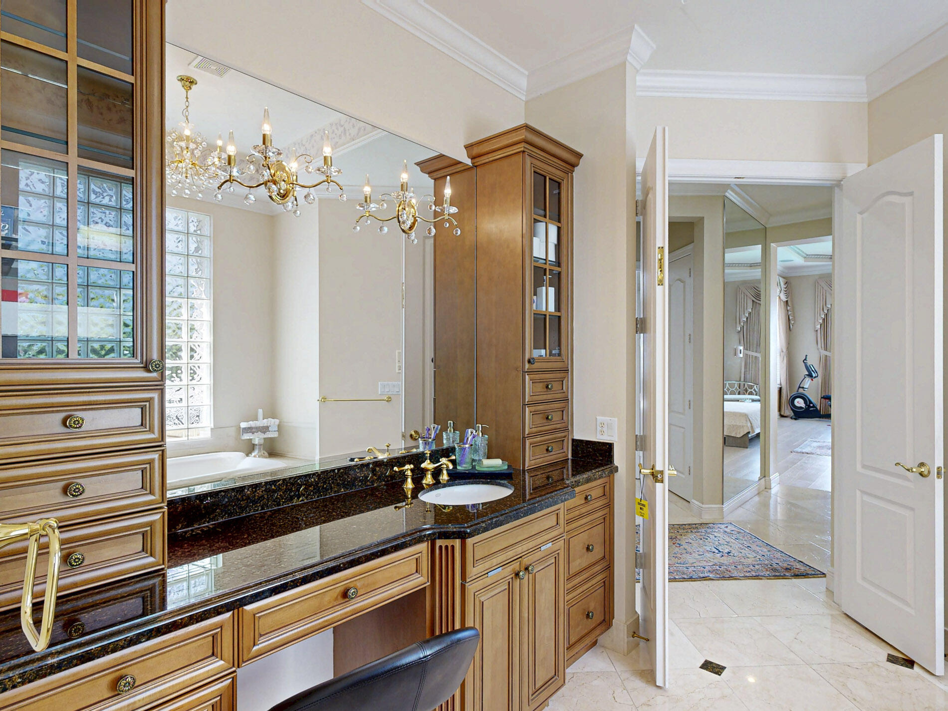 PALM COVE GOLF & YACHT CLUB - Residential