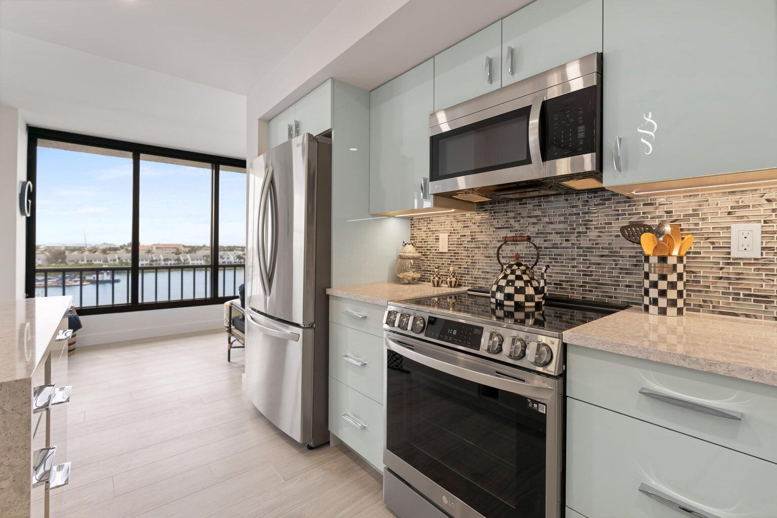 JUPITER COVE CONDO - Residential Lease