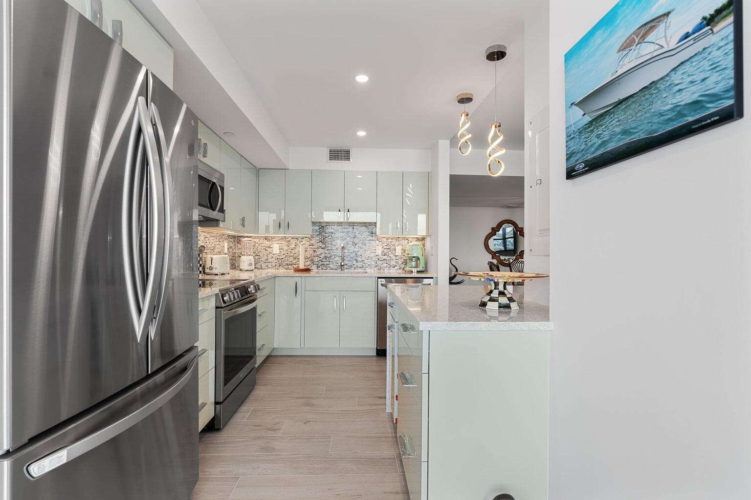 JUPITER COVE CONDO - Residential Lease