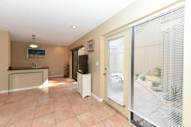 SEA LOFTERS CONDO - Residential