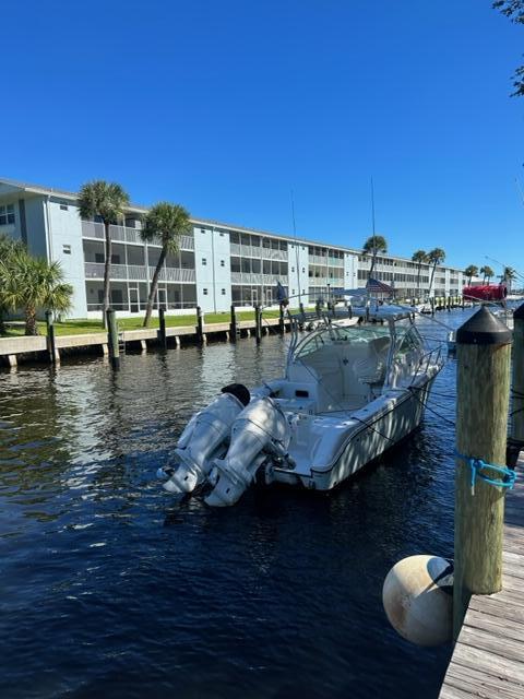 BAY REACH CONDOMINIUM - Residential