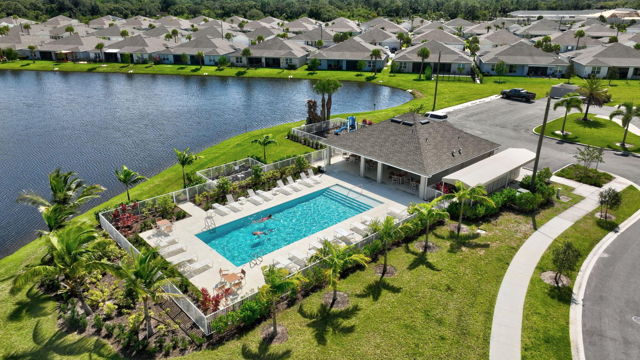 AVALON CROSSING - Residential