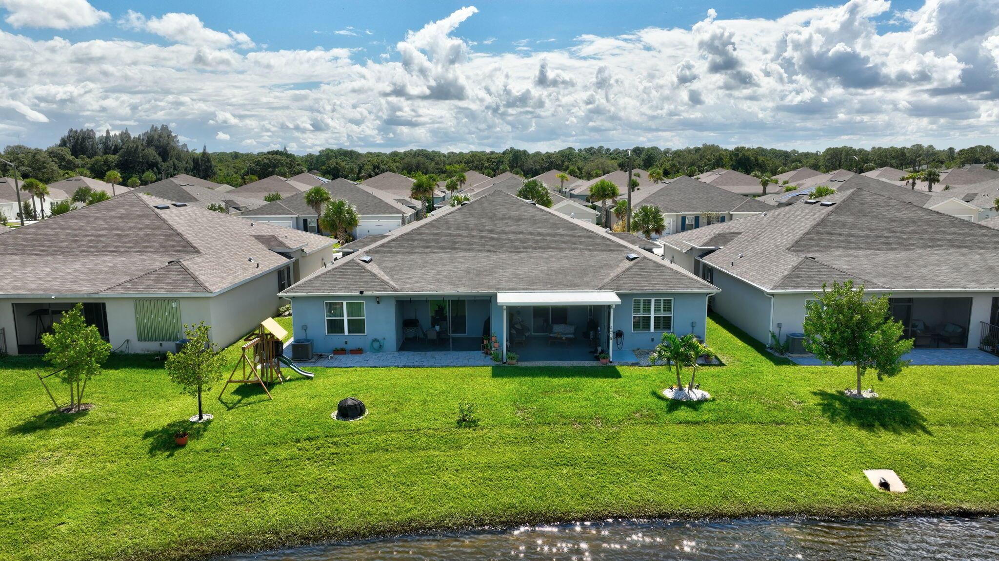 AVALON CROSSING - Residential