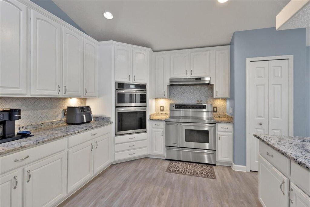 Photo of 3351 SW Savona Boulevard, Port Saint Lucie, FL 34953 (MLS # B26006197)