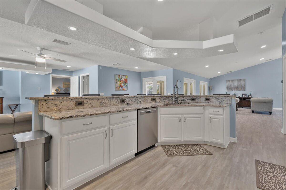 PORT ST LUCIE SECTION 17 - Residential