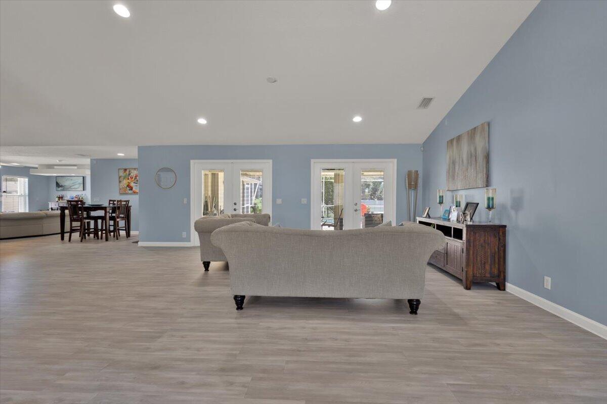 PORT ST LUCIE SECTION 17 - Residential