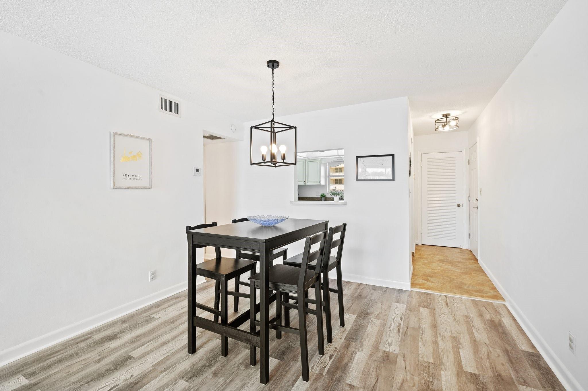 Hillsboro Le Baron Condo - Residential Lease