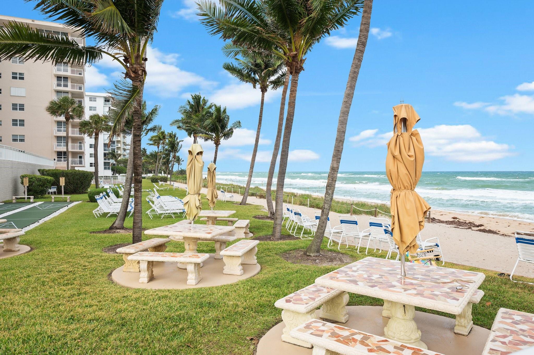 Hillsboro Le Baron Condo - Residential Lease