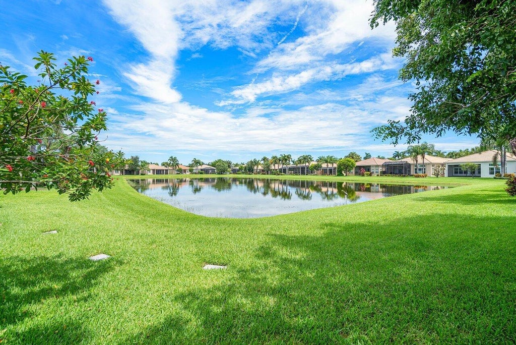 Photo of 10795 Redlake Isle, Boynton Beach, FL 33473 (MLS # R11001292)