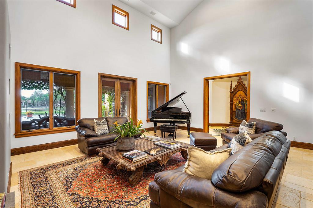 Acreage & Unrec - Residential