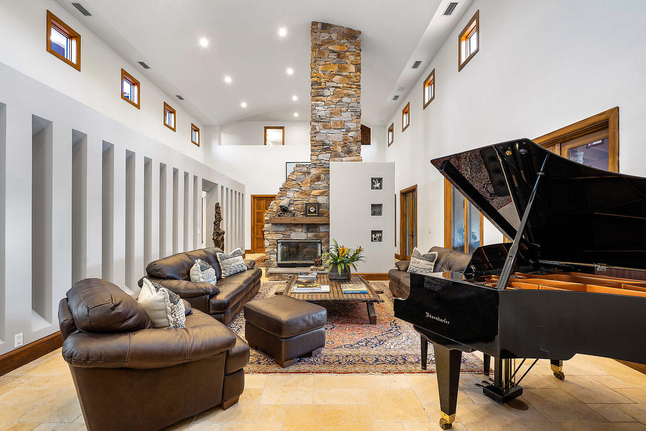 Acreage & Unrec - Residential