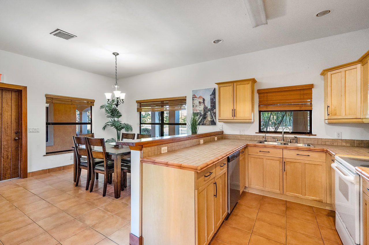 Acreage & Unrec - Residential