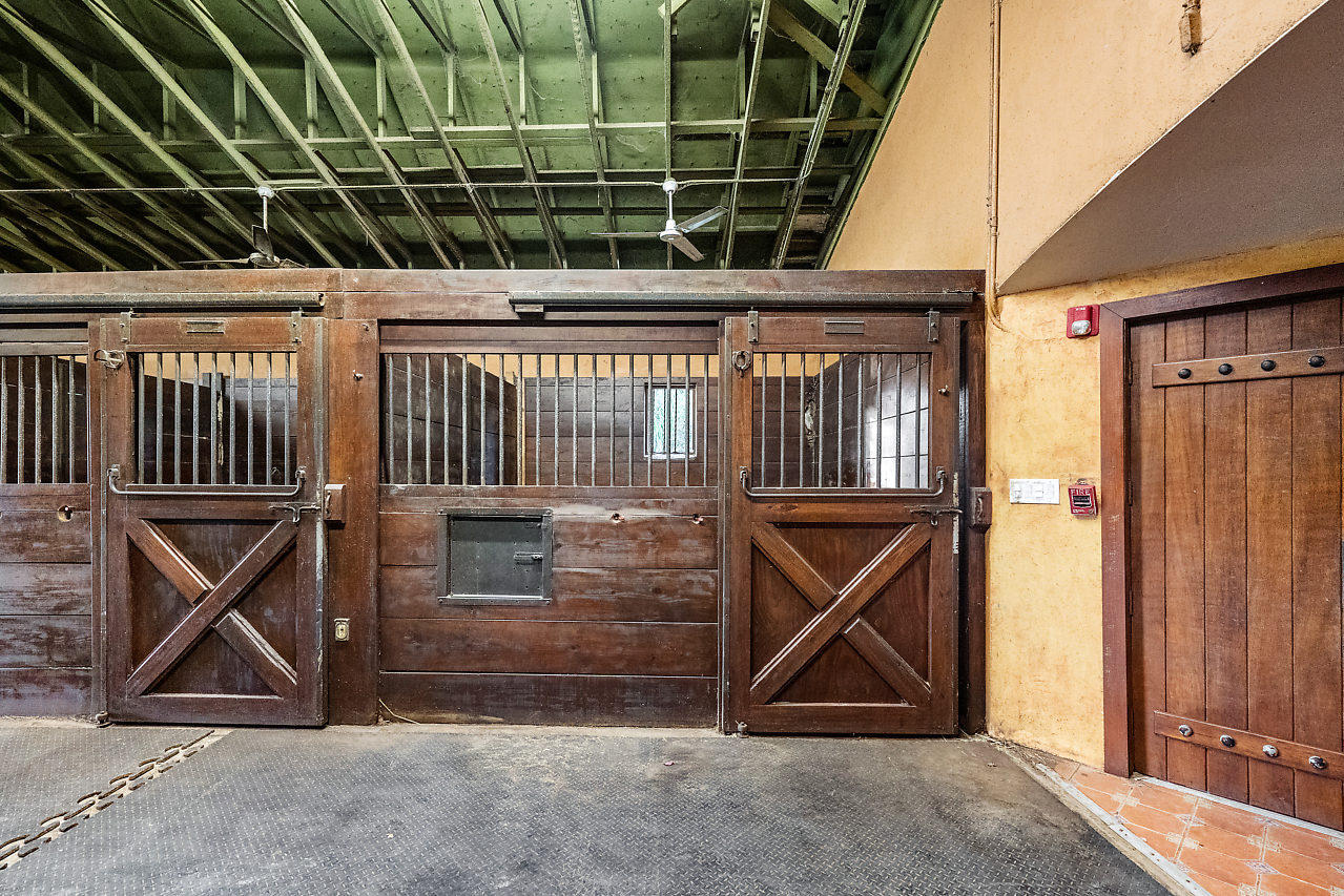 Acreage & Unrec - Residential