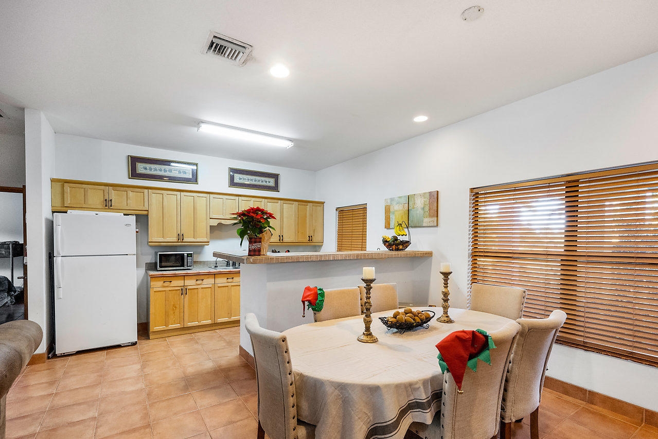 Acreage & Unrec - Residential