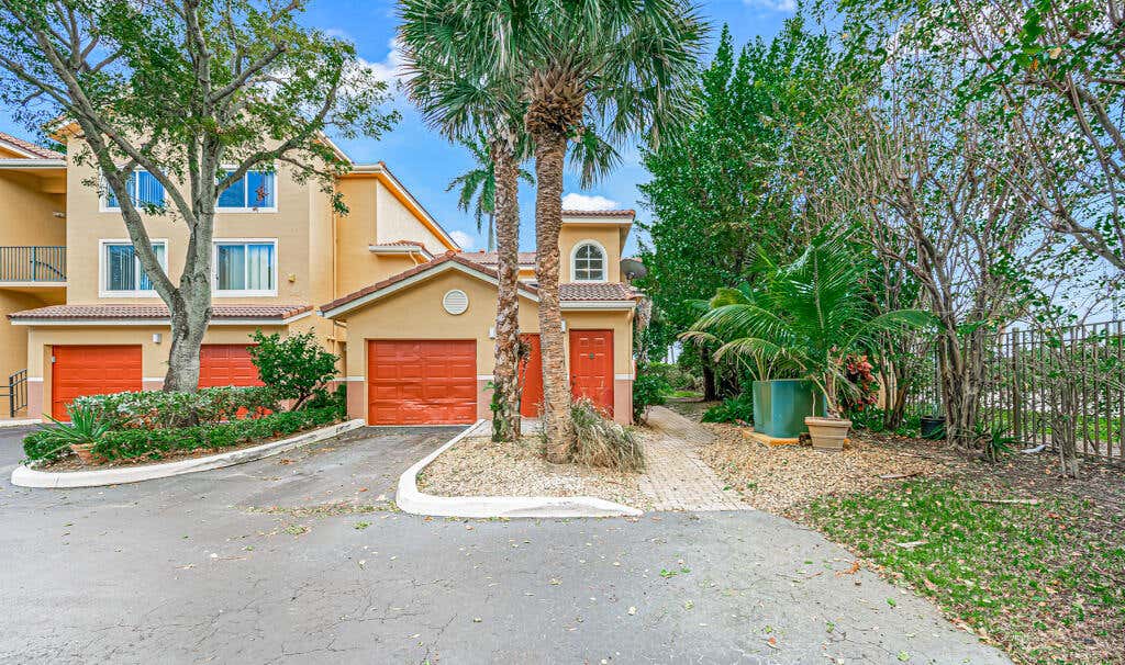 Photo of 900 Scotia Drive #206, Hypoluxo, FL 33462 (MLS # B26064985)