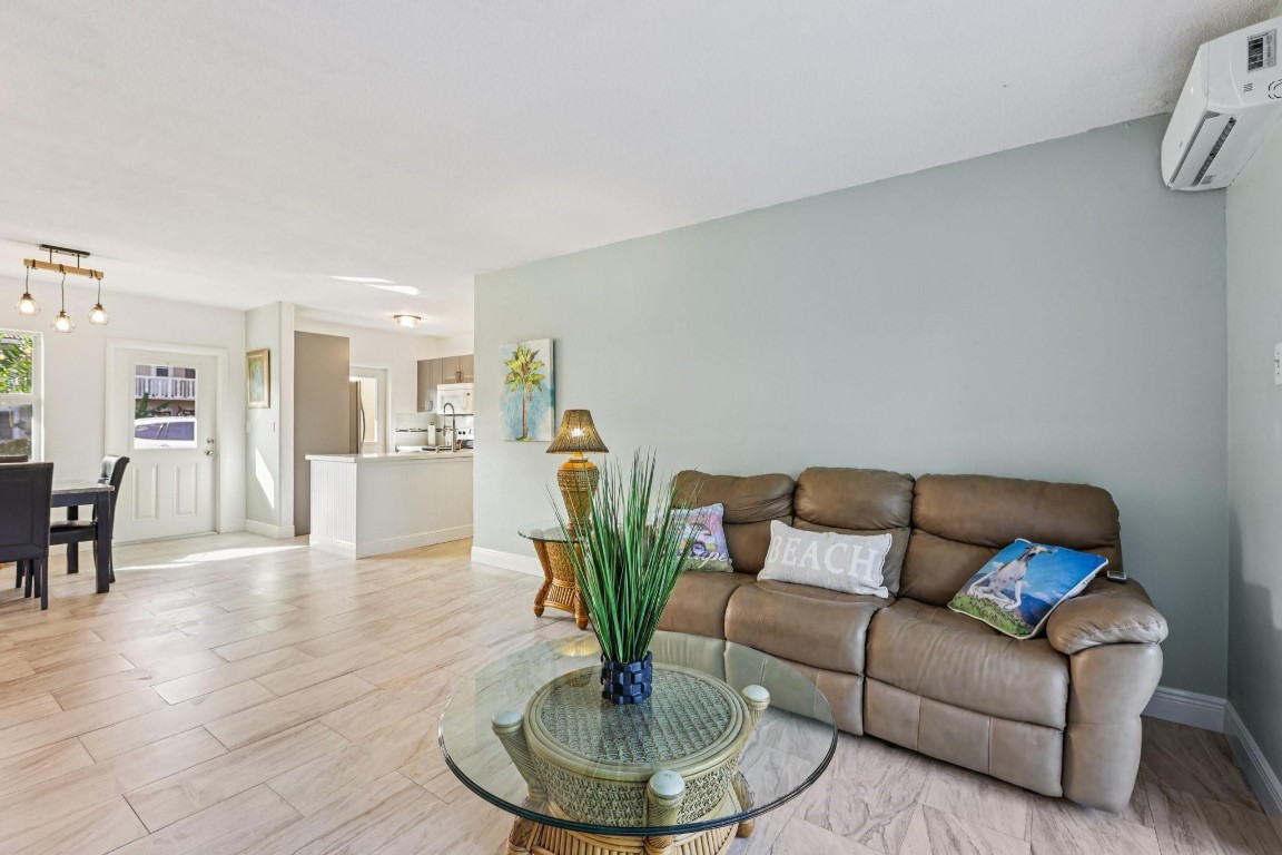 VENETIAN PARK GARDENS - Residential