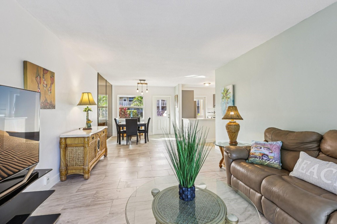 VENETIAN PARK GARDENS - Residential