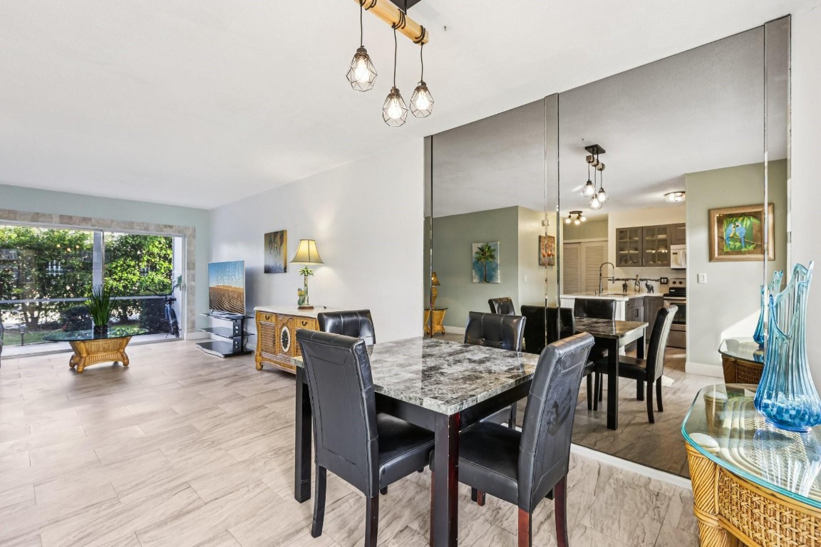 VENETIAN PARK GARDENS - Residential