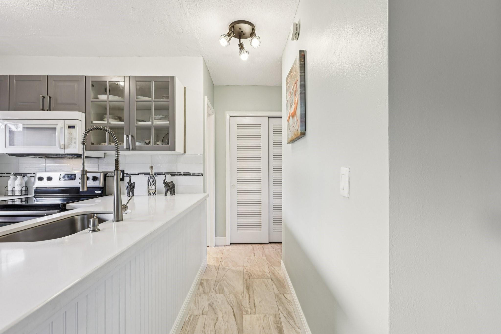 VENETIAN PARK GARDENS - Residential