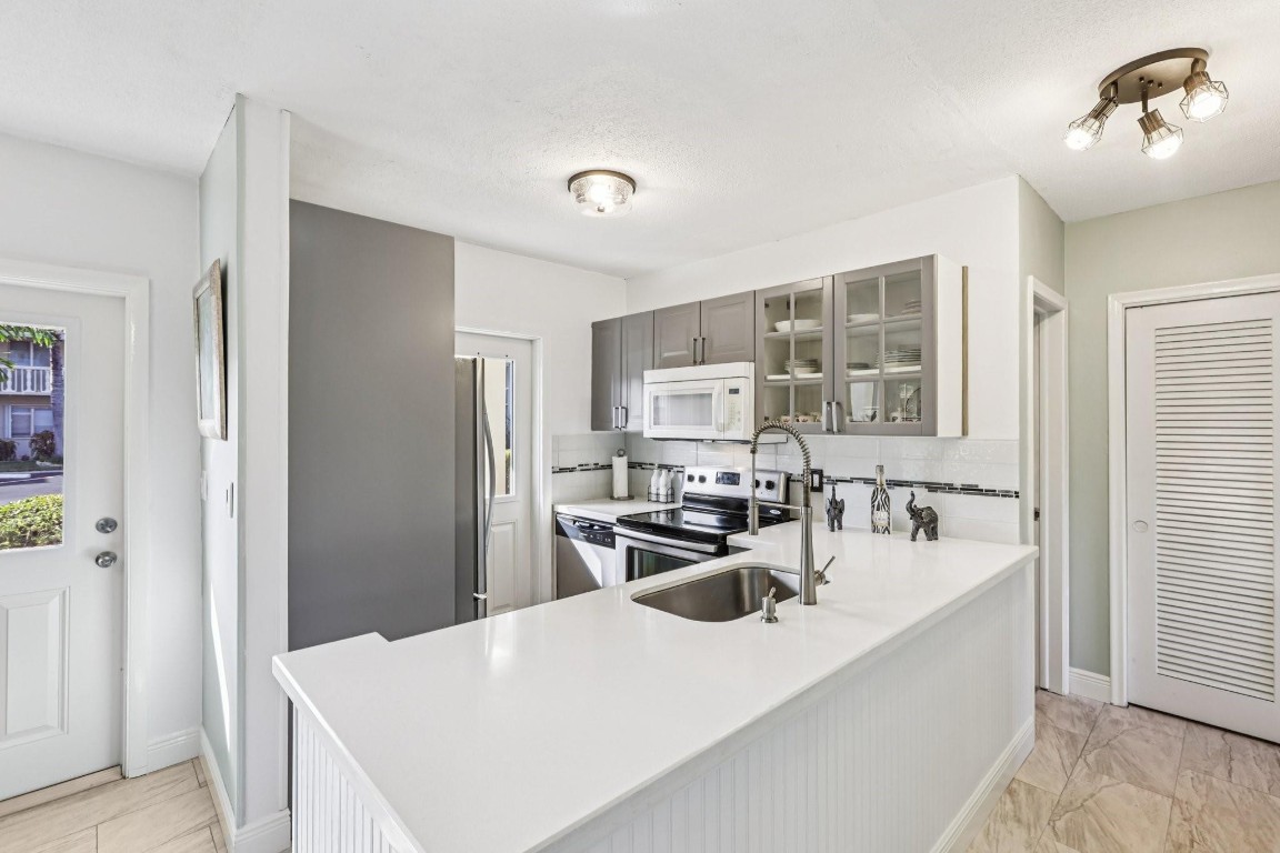 VENETIAN PARK GARDENS - Residential