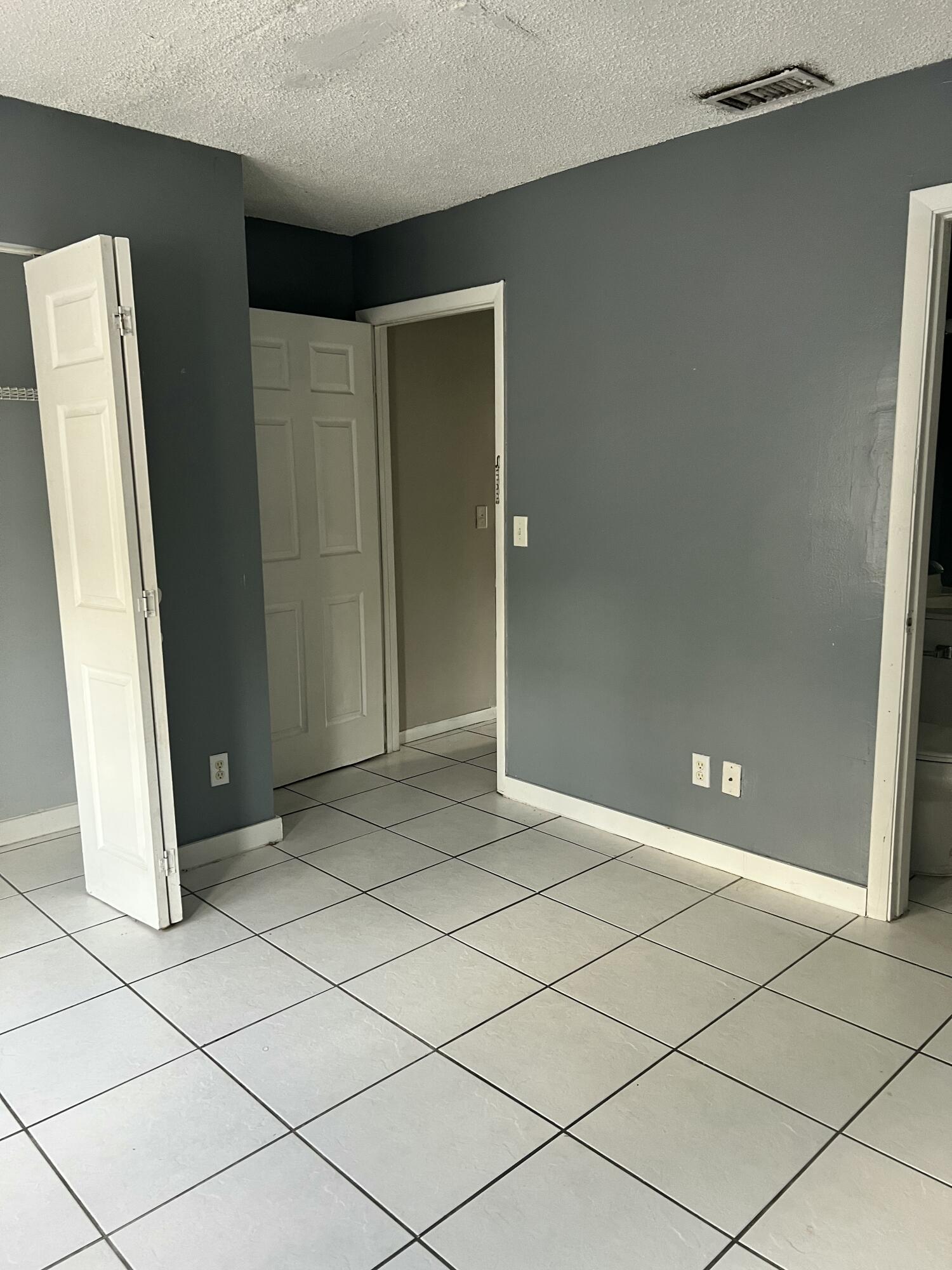 BRECKENRIDGE A CONDO - Residential Lease