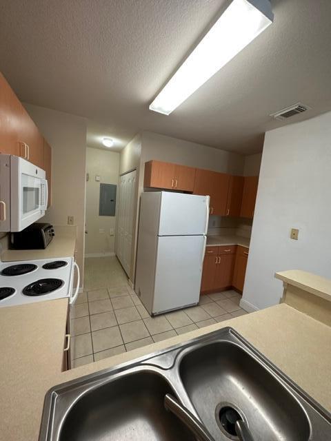 THE BELMONT II AT ST LUCIE WEST CONDOMINIUM - Residential Lease