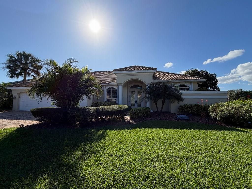 Photo of 3504 SE Charing Cross Lane, Port Saint Lucie, FL 34952 (MLS # F10545954)