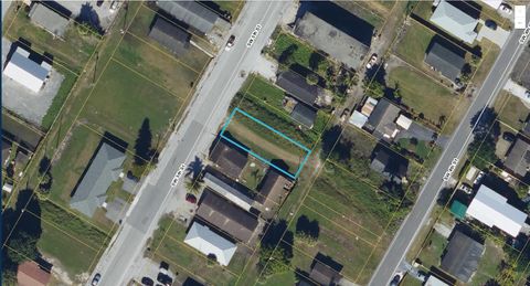 537 SW 5th Street Belle Glade FL 33430