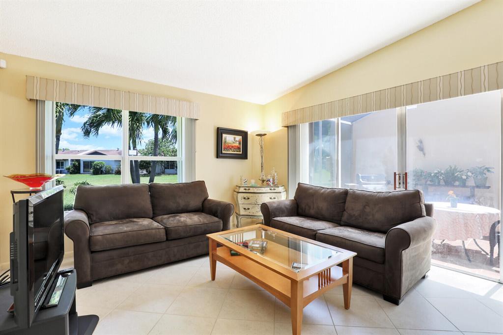 Las Verdes - Residential