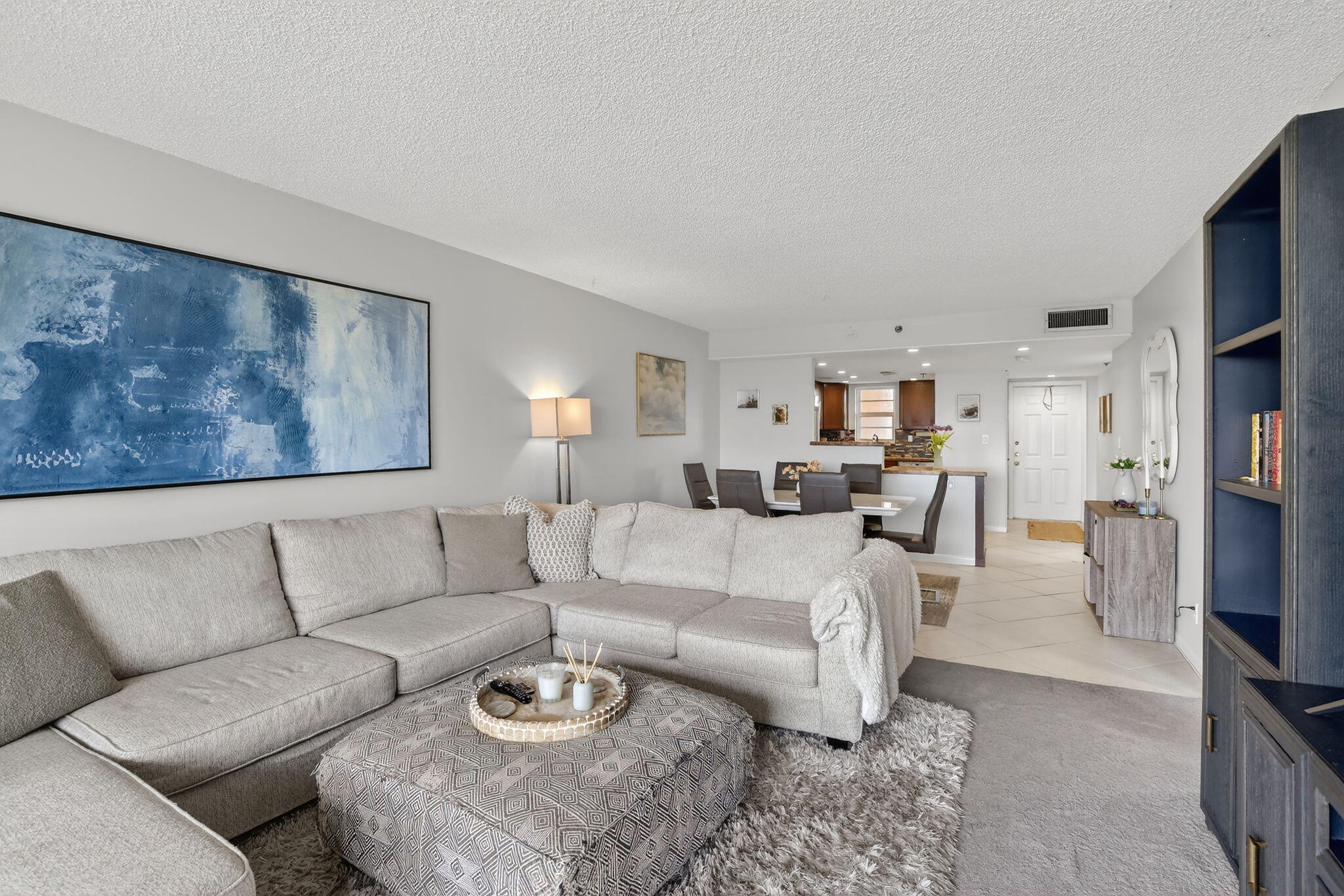 ROLLING HILLS GOLF AND - Residential Lease