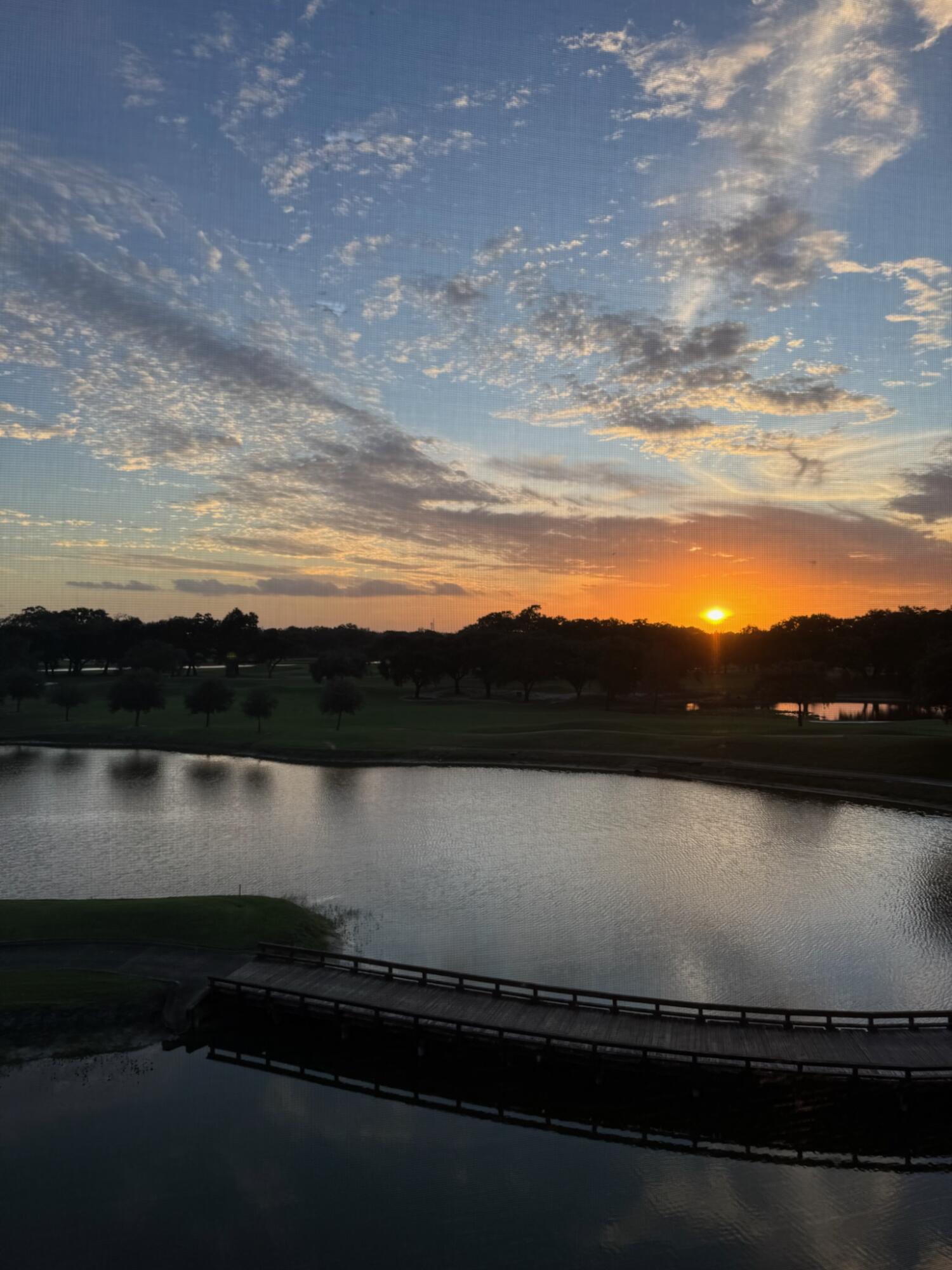 ROLLING HILLS GOLF AND - Residential Lease