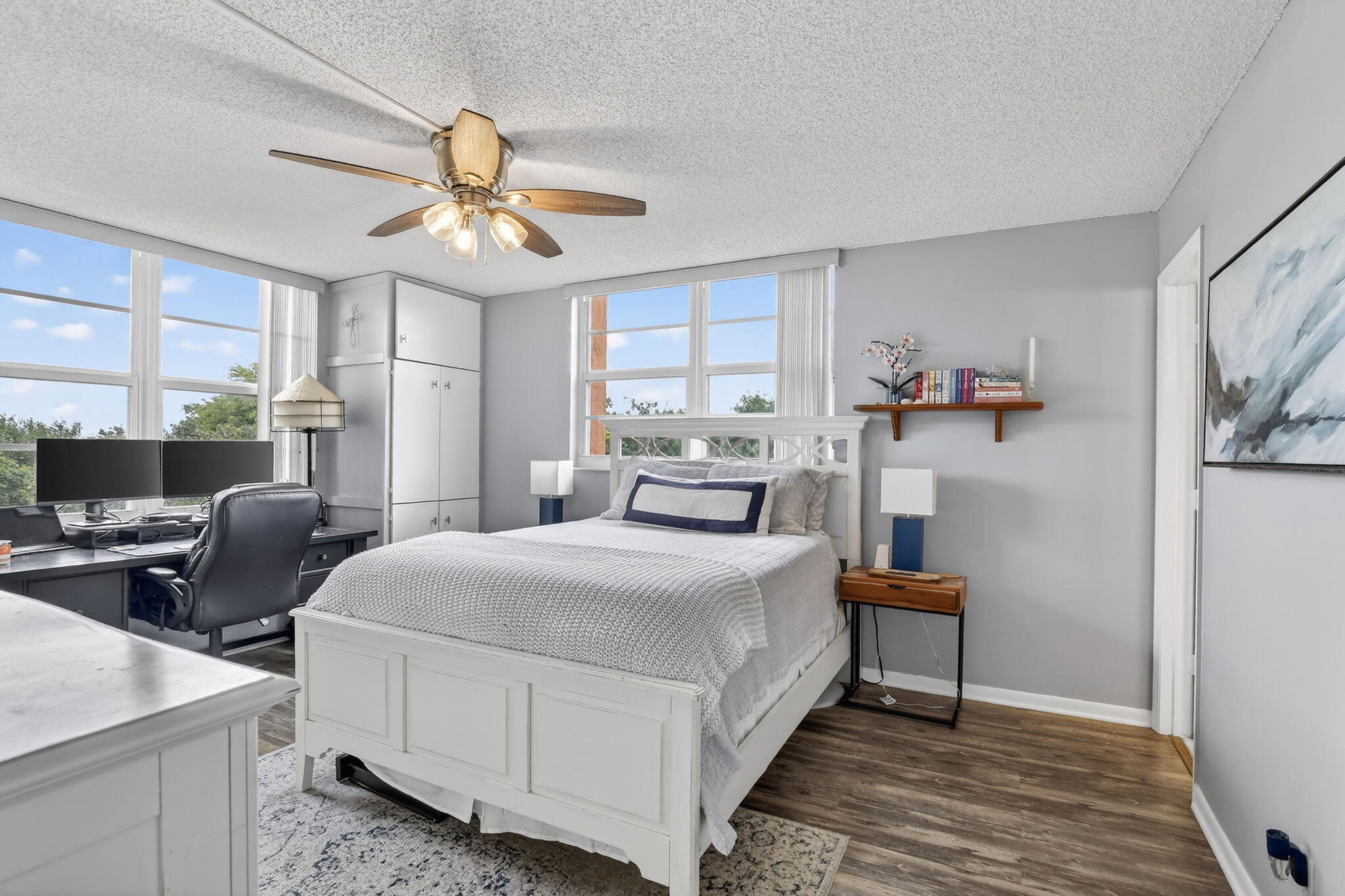 ROLLING HILLS GOLF AND - Residential Lease