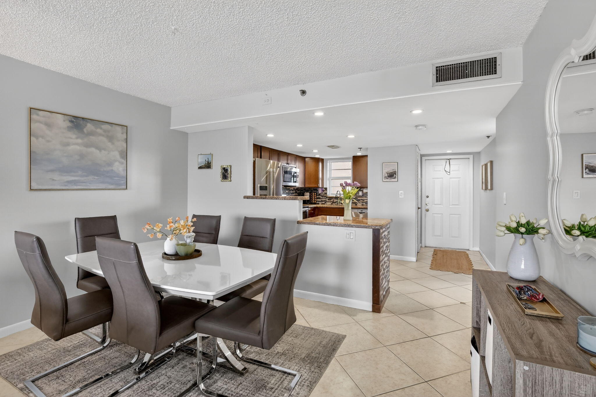 ROLLING HILLS GOLF AND - Residential Lease
