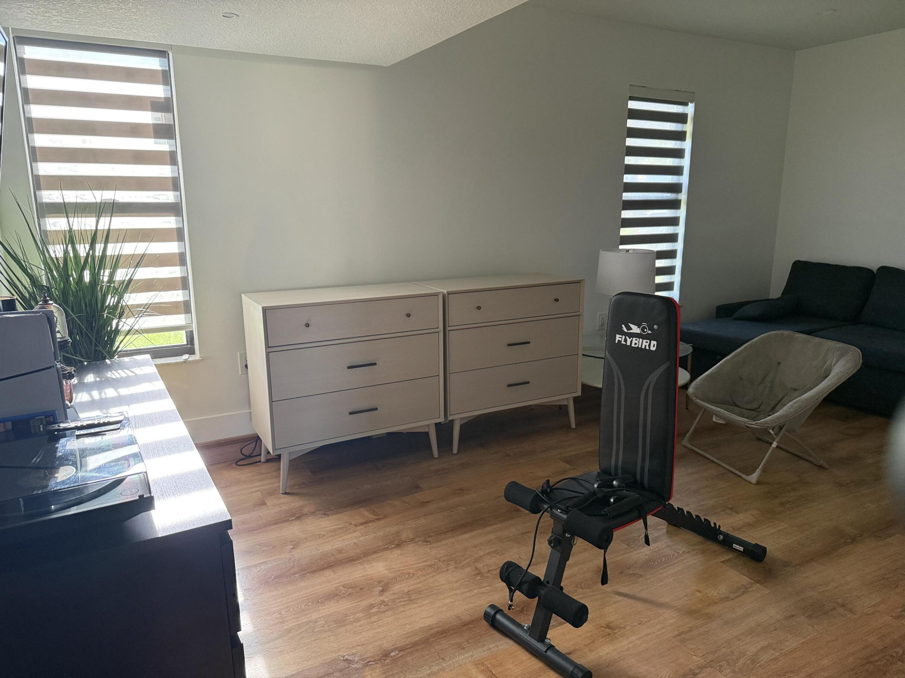 PORT ST LUCIE SECTION 8 - Residential