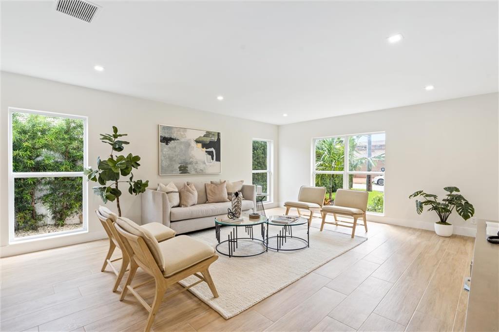 Coral Ridge Country Club - Residential