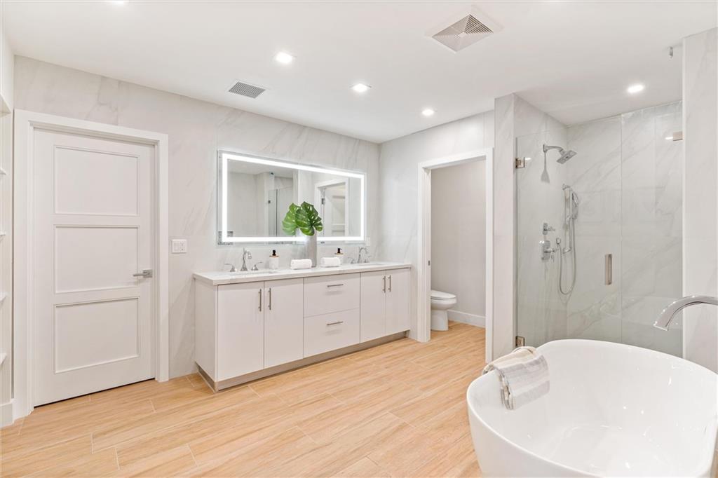 Coral Ridge Country Club - Residential