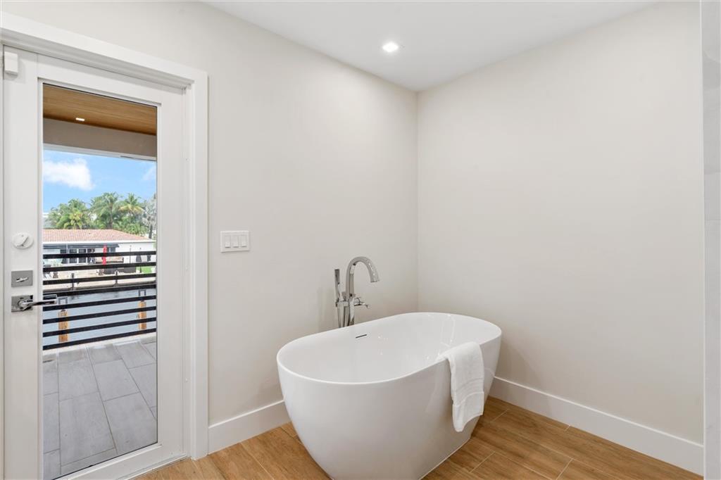 Coral Ridge Country Club - Residential