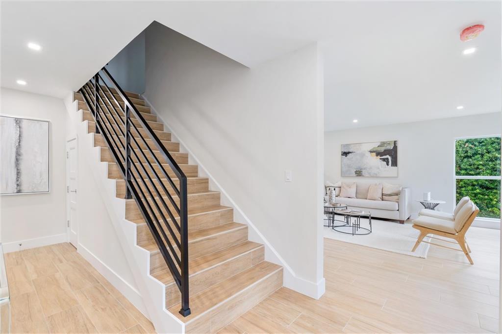 Coral Ridge Country Club - Residential